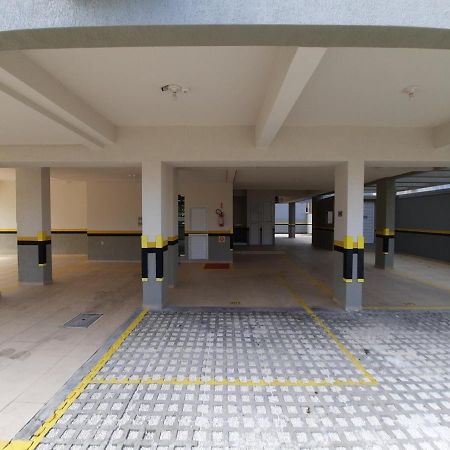 Apartamento 3 Quartos 8 Pessoas A 50 Mts Da Praia De Bombas, A 100M Da Passarela Do Ribeiro Bombinhas Eksteriør bilde